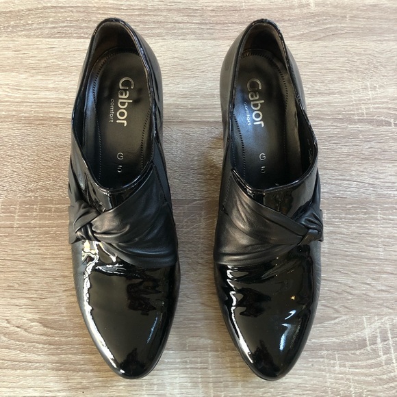 Black Patent Leather Gabor Heels - Picture 2 of 5